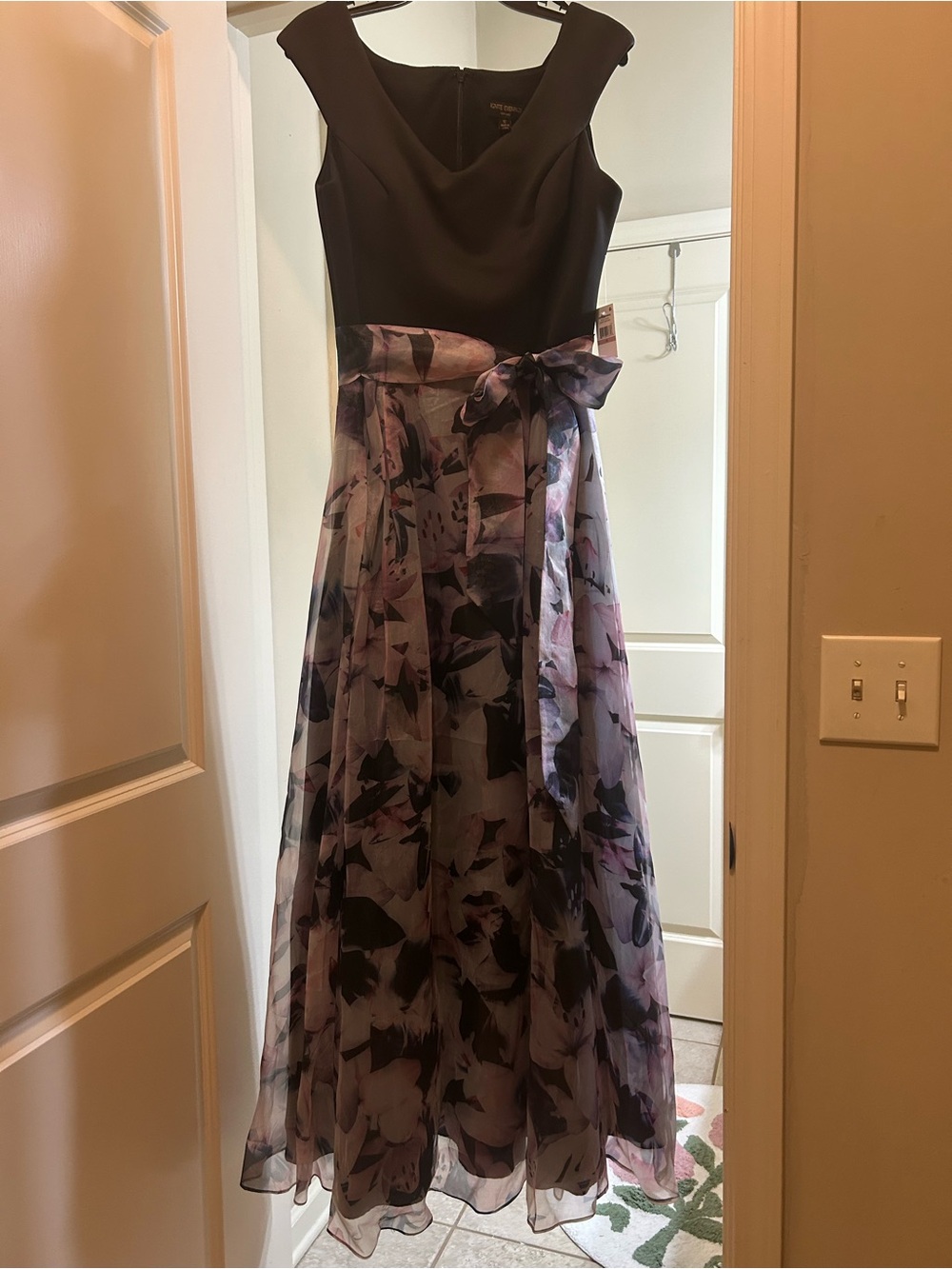 Sleeveless Black Bodice Floral Chiffon Maxi Dress